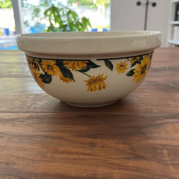 Thomson Pottery Other - Thomson Pottery Sunflower Mixing Bowl 8"